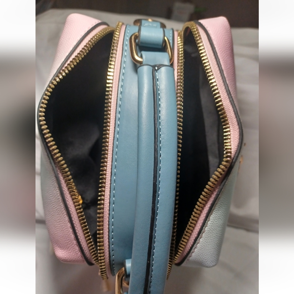Elegant Pastel Mini Bag - Picture 5 of 6